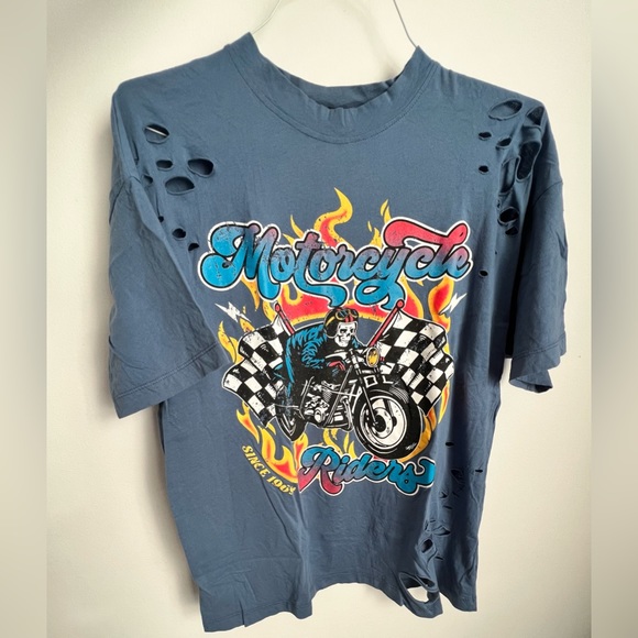 Graphic t-shirt - Picture 3 of 4